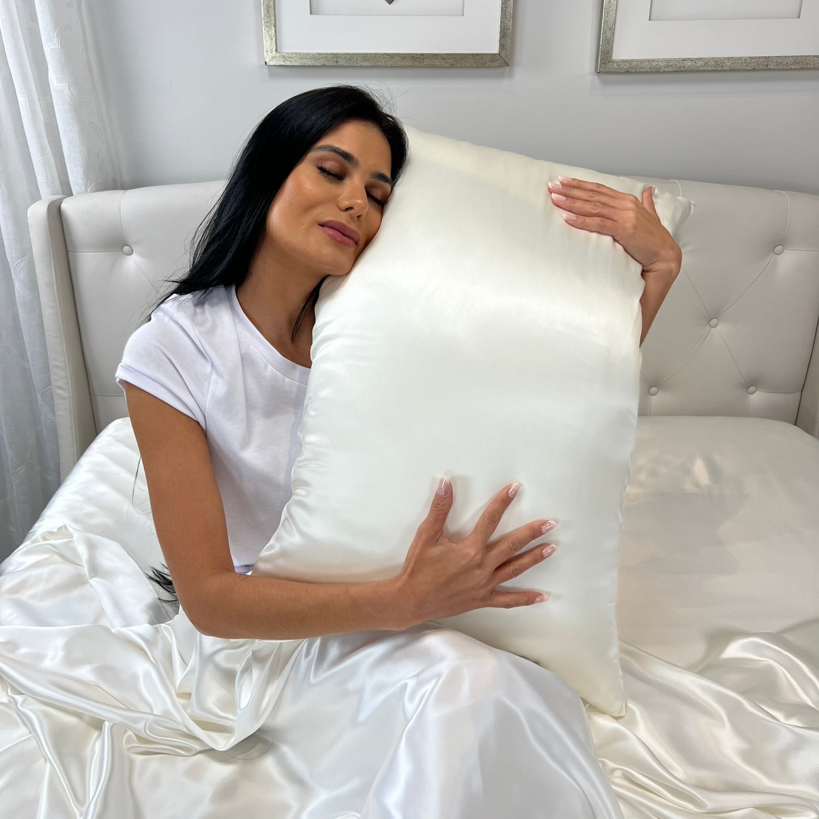 Ivory 30 Momme 100% Silk Pillowcase by Mulberry Park Silks with luxurious, Smooth Feel