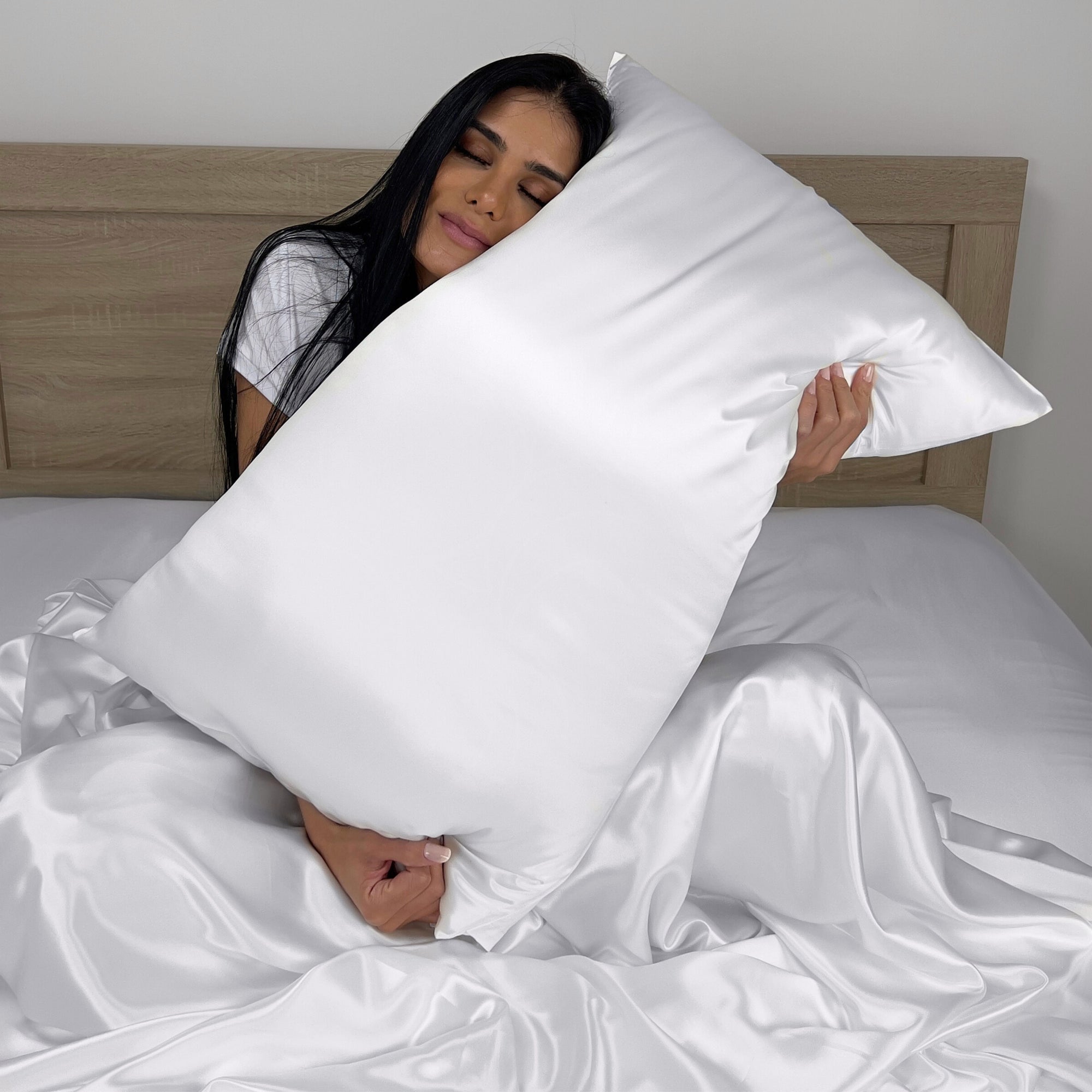 White 30 Momme 100% Silk Pillowcase by Mulberry Park Silks with luxurious, Smooth Feel