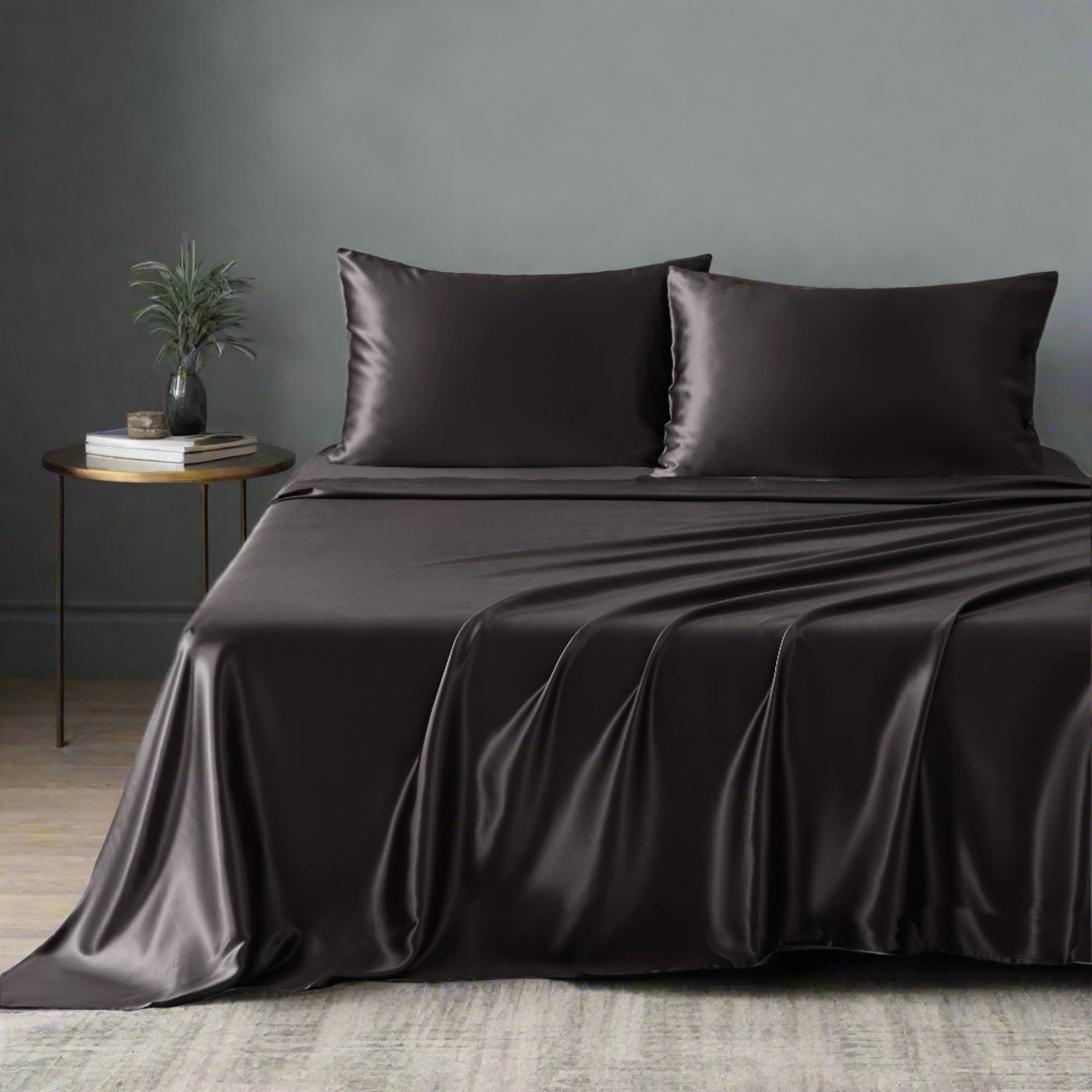 Luxurious 19 momme mulberry silk sheets with pillowcases, offering a soft, smooth, and glossy finish