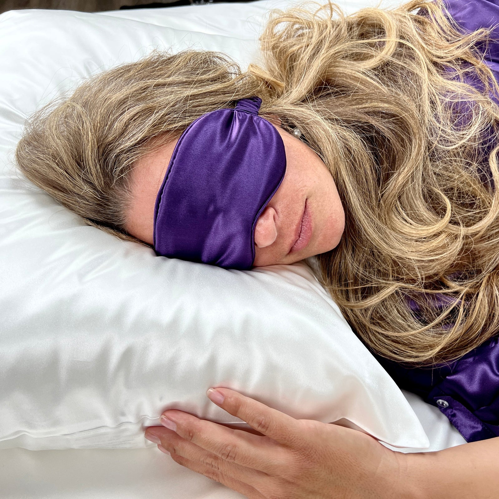 Mulberry park silks 22 momme silk sleep mask in Plum with adjustable strap for comfortable sleep 