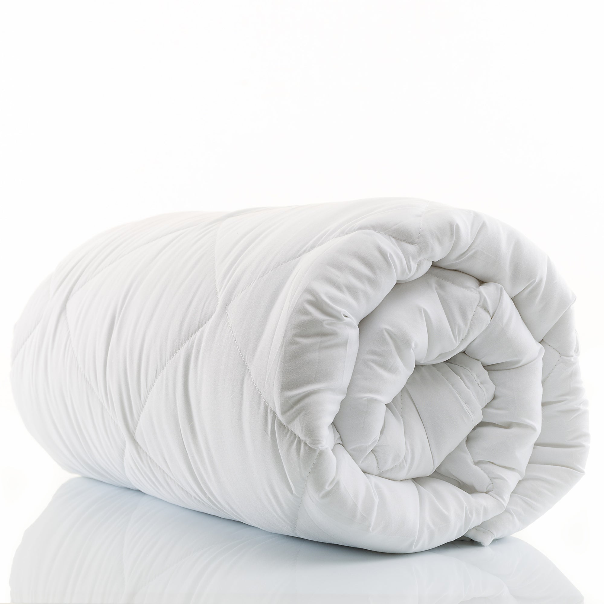 Mulberry Park Silks DownTown Company Alpine Loft Down Alternative Duvet Insert on Bed