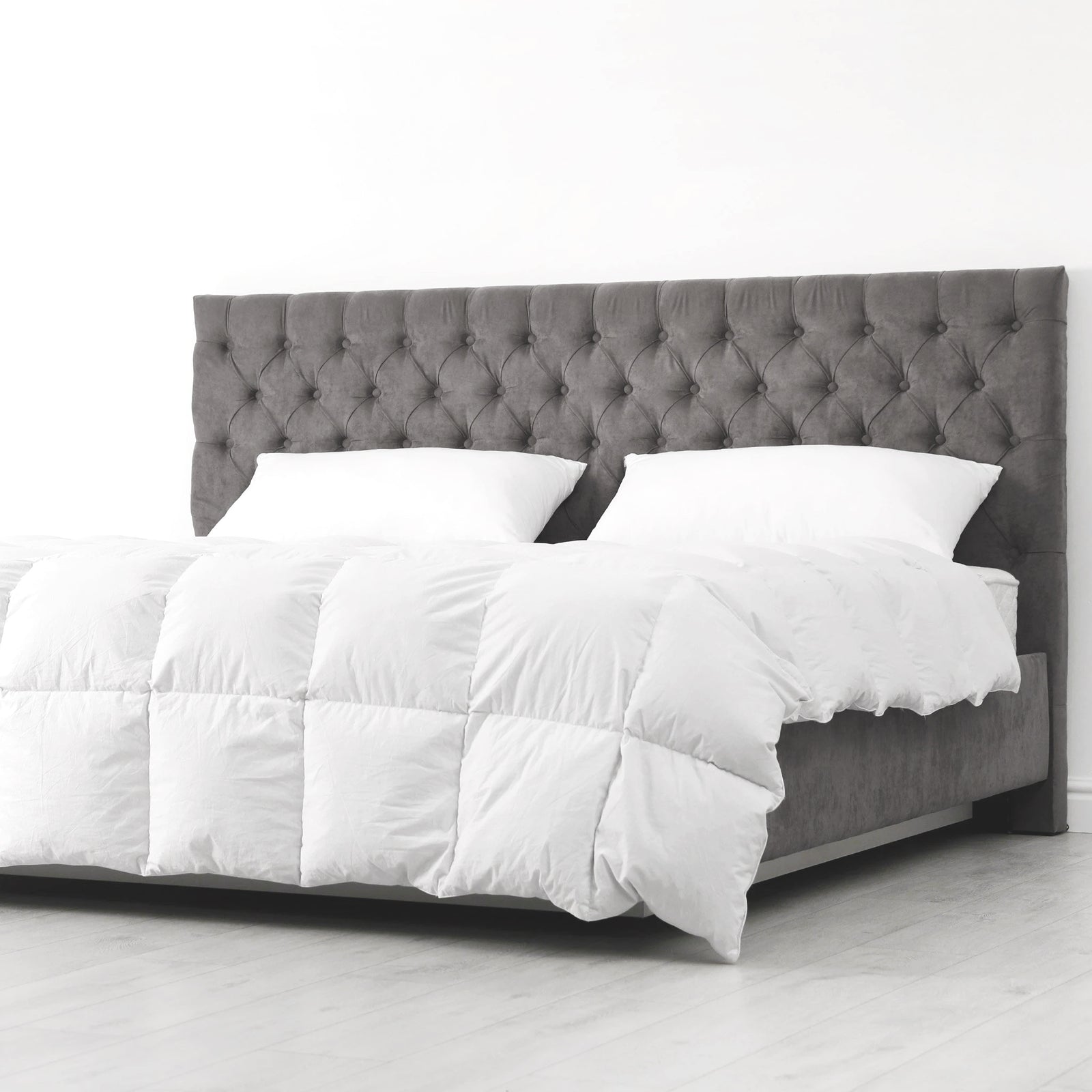 Mulberry Park Silks DownTown Company Calla Lily Duvet Insert Bed- Side